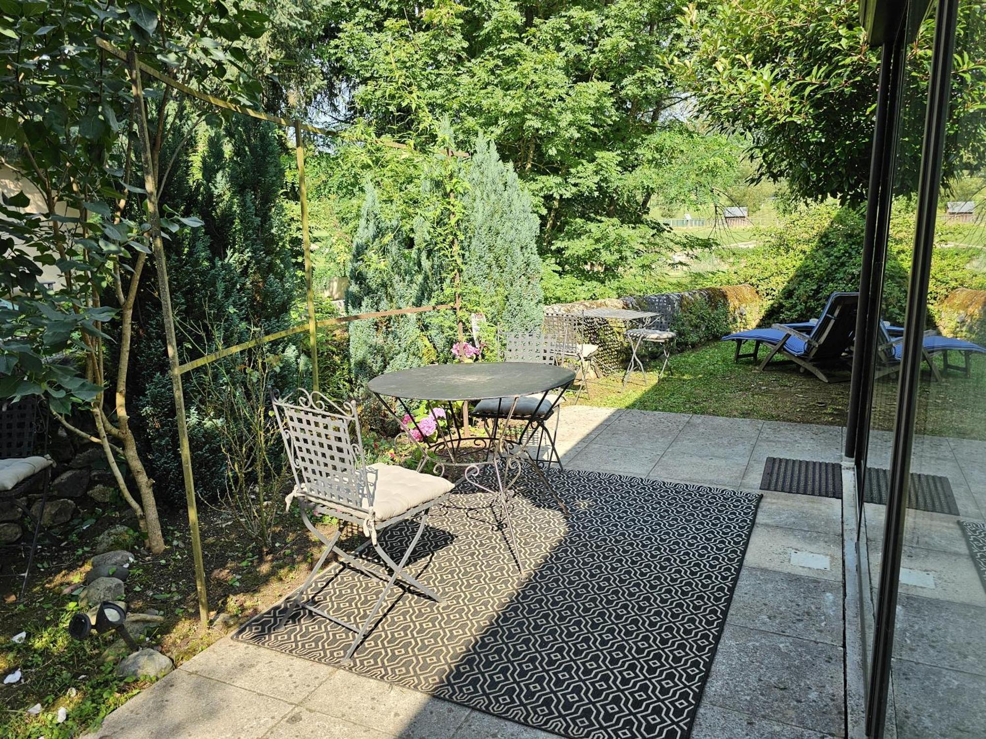 Riverrun Saint-Geniez-dʼOlt Exterior foto